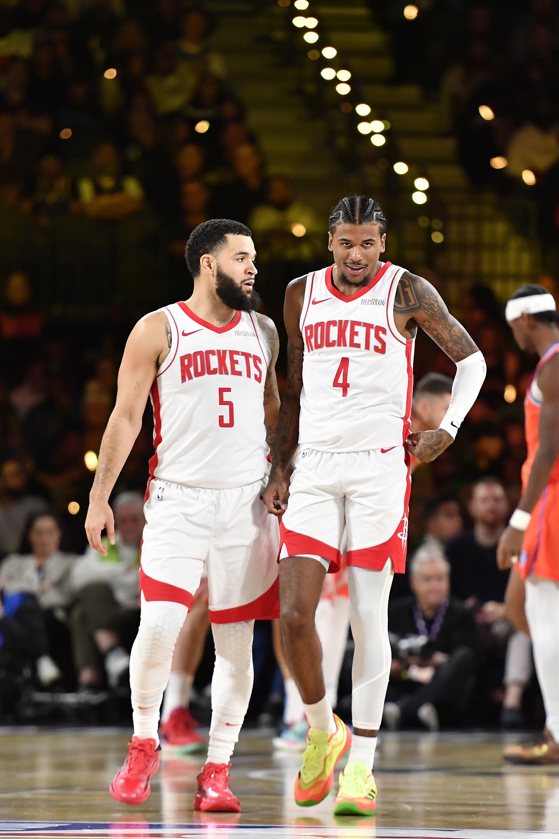 开云免费注册 -关于里尔训练开放日，集结日豪取连胜引欢呼，NBA季后赛在即，阵容厚度经受考验的信息